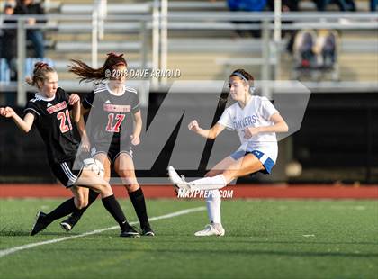 Thumbnail 2 in Winchester vs. Danvers (MIAA Division 2 North Final) photogallery.