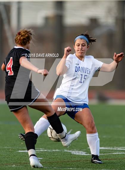 Thumbnail 2 in Winchester vs. Danvers (MIAA Division 2 North Final) photogallery.