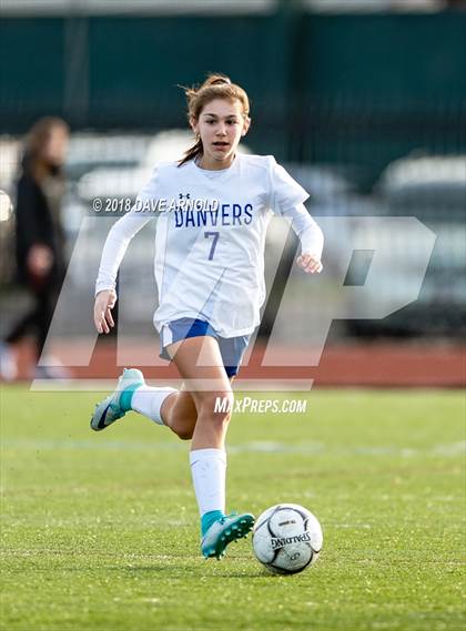 Thumbnail 2 in Winchester vs. Danvers (MIAA Division 2 North Final) photogallery.