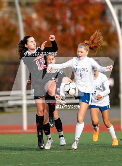 Thumbnail 2 in Winchester vs. Danvers (MIAA Division 2 North Final) photogallery.