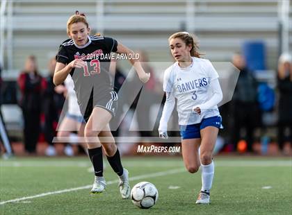 Thumbnail 2 in Winchester vs. Danvers (MIAA Division 2 North Final) photogallery.