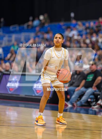Thumbnail 1 in Summer Creek vs. Duncanville (UIL 6A Basketball Semifinal) photogallery.