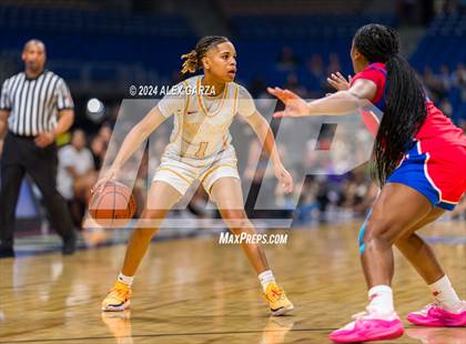 Thumbnail 2 in Summer Creek vs. Duncanville (UIL 6A Basketball Semifinal) photogallery.