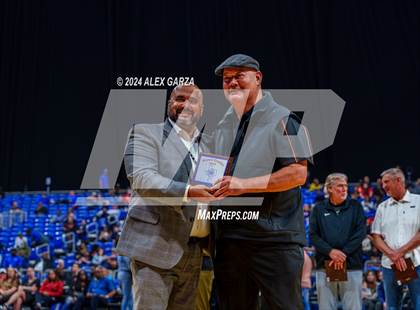 Thumbnail 1 in Summer Creek vs. Duncanville (UIL 6A Basketball Semifinal) photogallery.