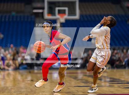 Thumbnail 3 in Summer Creek vs. Duncanville (UIL 6A Basketball Semifinal) photogallery.