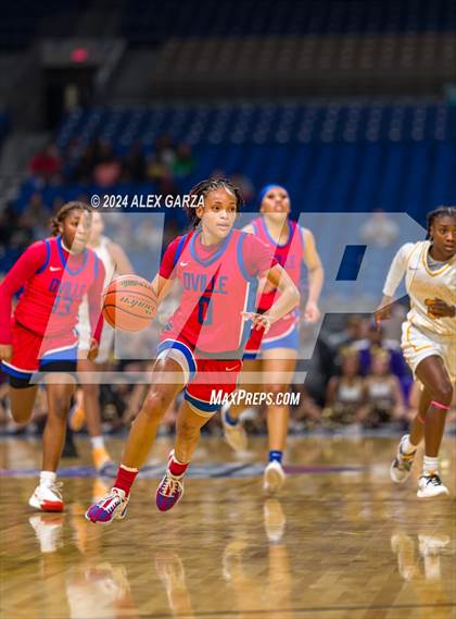 Thumbnail 1 in Summer Creek vs. Duncanville (UIL 6A Basketball Semifinal) photogallery.