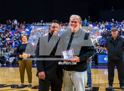 Thumbnail 1 in Summer Creek vs. Duncanville (UIL 6A Basketball Semifinal) photogallery.