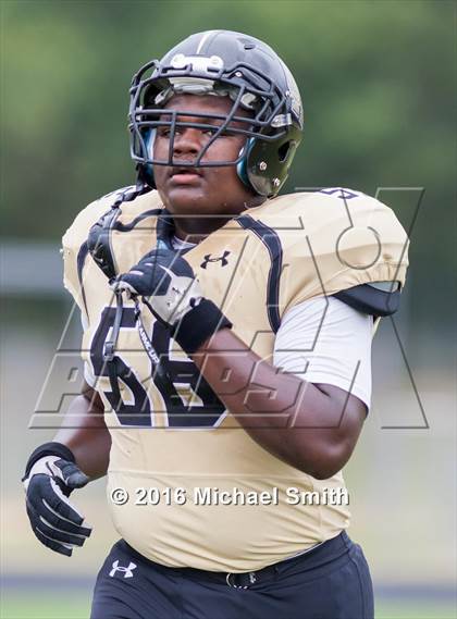Thumbnail 2 in Oxon Hill @ Suitland photogallery.