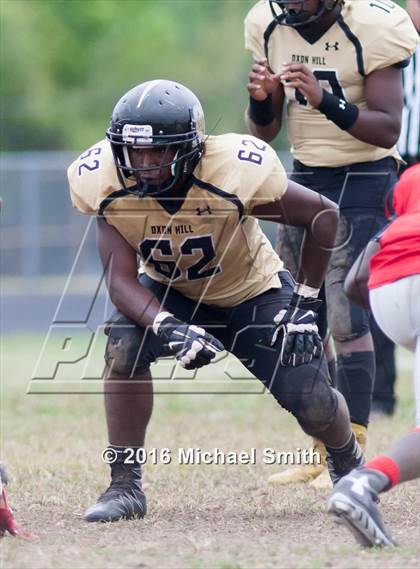 Thumbnail 3 in Oxon Hill @ Suitland photogallery.