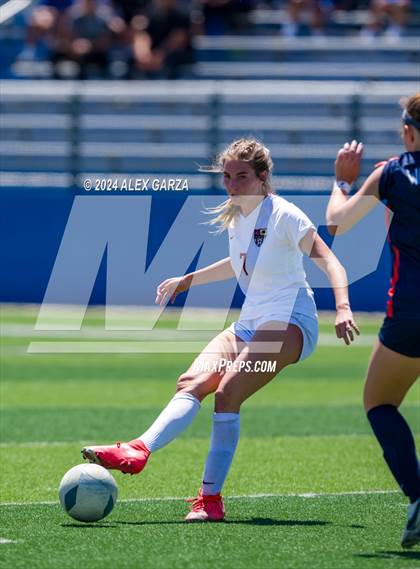 Thumbnail 1 in Frisco Wakeland vs. Leander Rouse (UIL 5A Soccer Semifinal) photogallery.