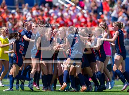 Thumbnail 2 in Frisco Wakeland vs. Leander Rouse (UIL 5A Soccer Semifinal) photogallery.