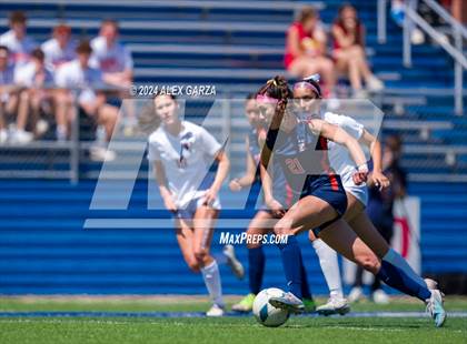 Thumbnail 3 in Frisco Wakeland vs. Leander Rouse (UIL 5A Soccer Semifinal) photogallery.
