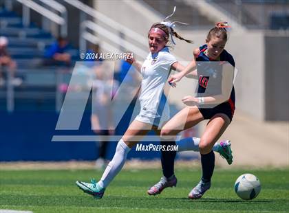 Thumbnail 2 in Frisco Wakeland vs. Leander Rouse (UIL 5A Soccer Semifinal) photogallery.