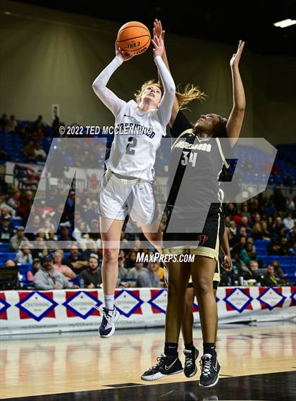 Thumbnail 2 in Jonesboro vs. Greenwood (AAA 5A State Final) photogallery.