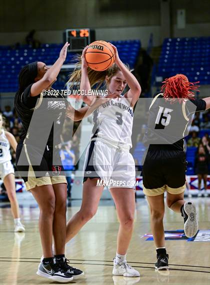 Thumbnail 3 in Jonesboro vs. Greenwood (AAA 5A State Final) photogallery.
