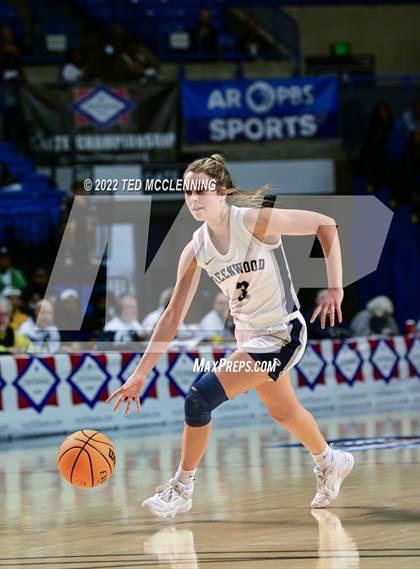 Thumbnail 2 in Jonesboro vs. Greenwood (AAA 5A State Final) photogallery.