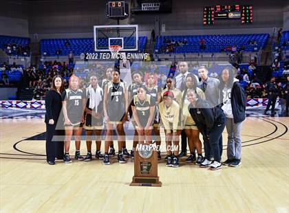 Thumbnail 3 in Jonesboro vs. Greenwood (AAA 5A State Final) photogallery.
