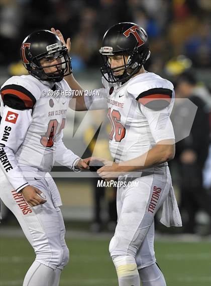 Thumbnail 2 in Del Oro vs. San Clemente (CIF State Division 1A Final) photogallery.