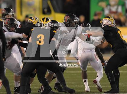 Thumbnail 1 in Del Oro vs. San Clemente (CIF State Division 1A Final) photogallery.
