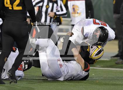 Thumbnail 1 in Del Oro vs. San Clemente (CIF State Division 1A Final) photogallery.