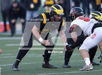 Thumbnail 3 in Del Oro vs. San Clemente (CIF State Division 1A Final) photogallery.