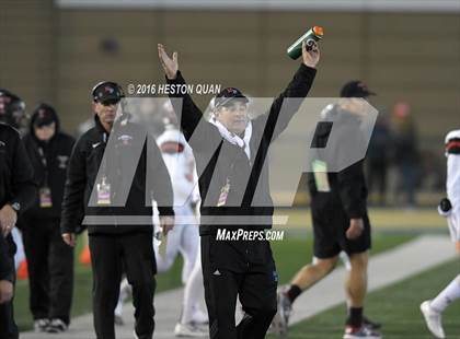 Thumbnail 3 in Del Oro vs. San Clemente (CIF State Division 1A Final) photogallery.