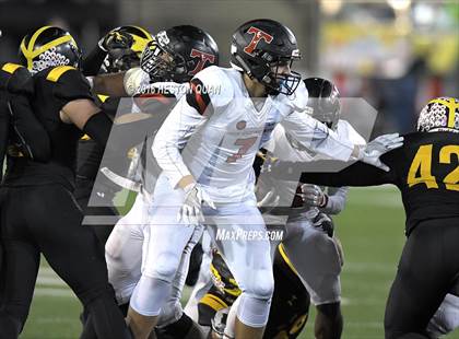 Thumbnail 1 in Del Oro vs. San Clemente (CIF State Division 1A Final) photogallery.