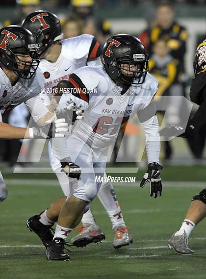 Thumbnail 3 in Del Oro vs. San Clemente (CIF State Division 1A Final) photogallery.