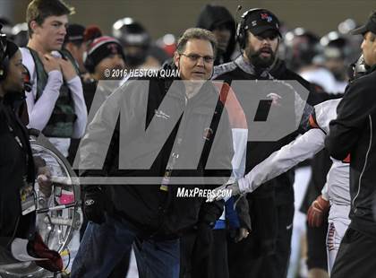 Thumbnail 3 in Del Oro vs. San Clemente (CIF State Division 1A Final) photogallery.