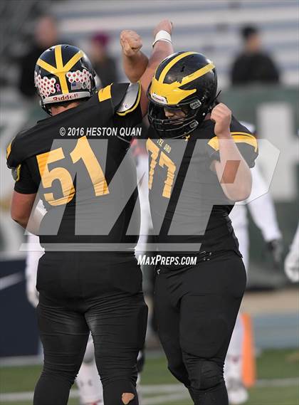 Thumbnail 1 in Del Oro vs. San Clemente (CIF State Division 1A Final) photogallery.