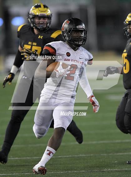 Thumbnail 3 in Del Oro vs. San Clemente (CIF State Division 1A Final) photogallery.