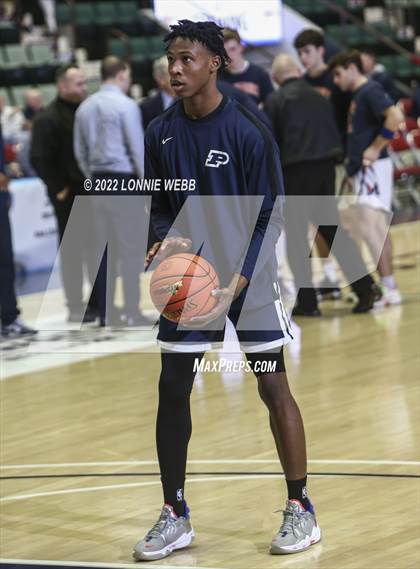 Thumbnail 1 in Manhasset vs Poughkeepsie (NYSPHSAA Class A Semifinal) photogallery.