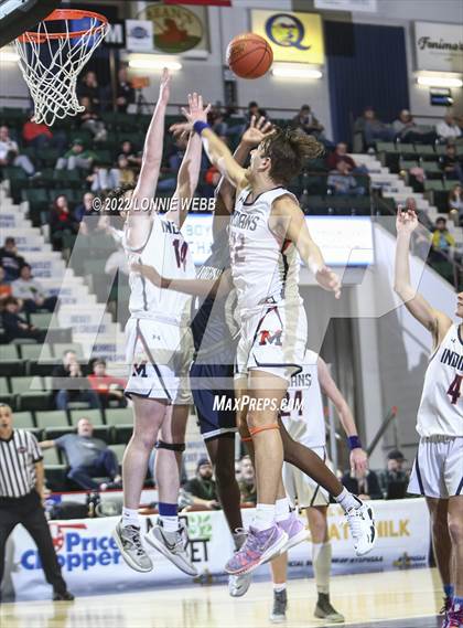 Thumbnail 3 in Manhasset vs Poughkeepsie (NYSPHSAA Class A Semifinal) photogallery.
