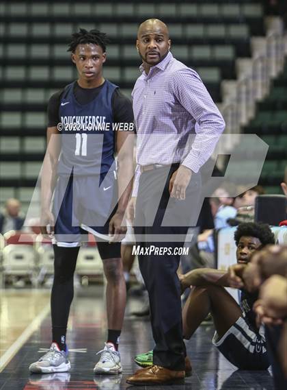 Thumbnail 2 in Manhasset vs Poughkeepsie (NYSPHSAA Class A Semifinal) photogallery.