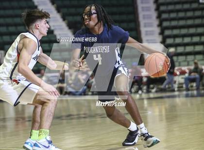 Thumbnail 1 in Manhasset vs Poughkeepsie (NYSPHSAA Class A Semifinal) photogallery.