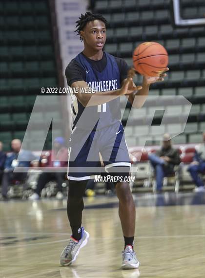 Thumbnail 3 in Manhasset vs Poughkeepsie (NYSPHSAA Class A Semifinal) photogallery.