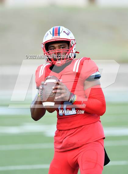 Thumbnail 2 in Clear Falls @ Lamar photogallery.