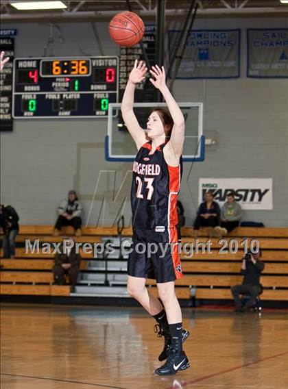 Thumbnail 3 in Trinity Catholic vs Ridgefield (FCIAC Semifinals) photogallery.