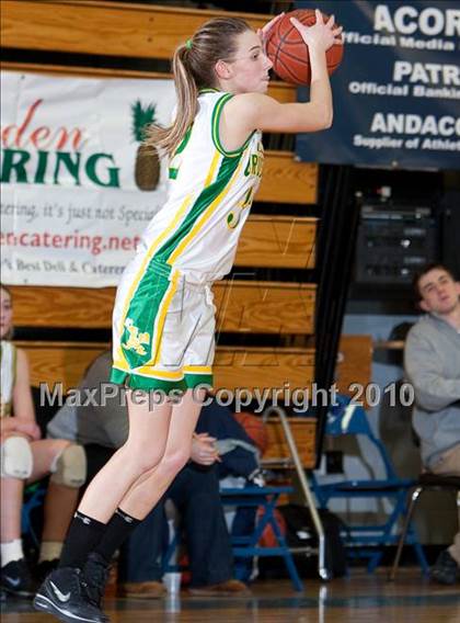 Thumbnail 3 in Trinity Catholic vs Ridgefield (FCIAC Semifinals) photogallery.