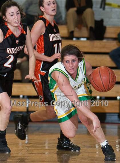 Thumbnail 2 in Trinity Catholic vs Ridgefield (FCIAC Semifinals) photogallery.