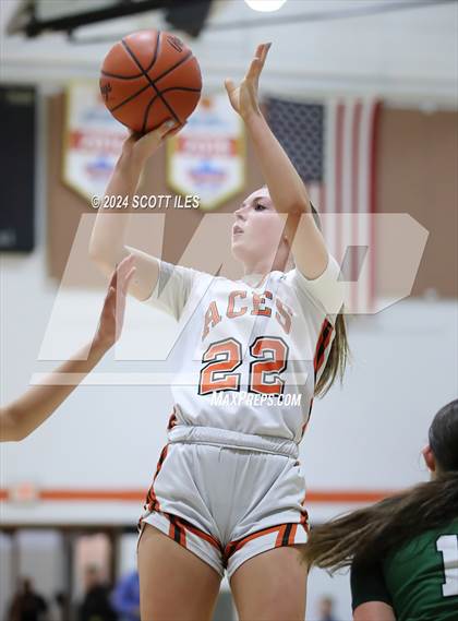 Thumbnail 3 in Fisher Catholic @ Amanda-Clearcreek photogallery.