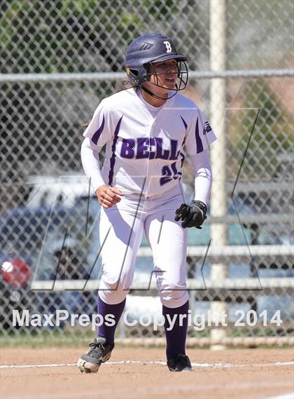 Thumbnail 3 in Bell vs. La Reina (Suzanne Manlet Softball Invitational) photogallery.