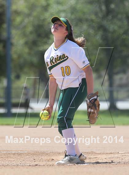 Thumbnail 2 in Bell vs. La Reina (Suzanne Manlet Softball Invitational) photogallery.