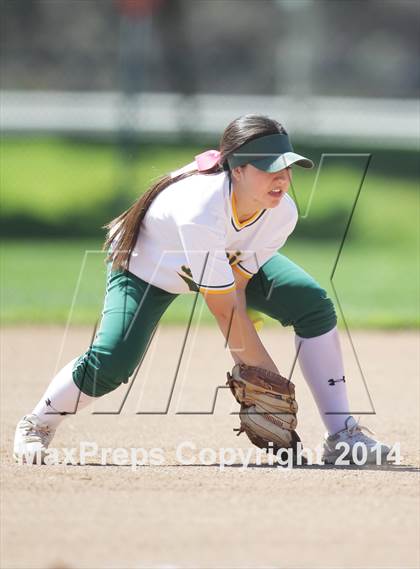 Thumbnail 3 in Bell vs. La Reina (Suzanne Manlet Softball Invitational) photogallery.