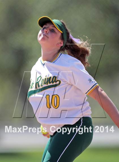 Thumbnail 2 in Bell vs. La Reina (Suzanne Manlet Softball Invitational) photogallery.