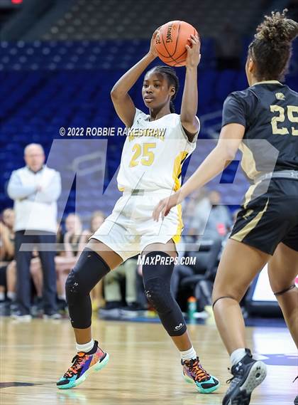 Thumbnail 1 in Memorial vs. Amarillo (UIL 5A State Semifinal) photogallery.