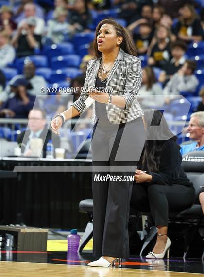 Thumbnail 1 in Memorial vs. Amarillo (UIL 5A State Semifinal) photogallery.