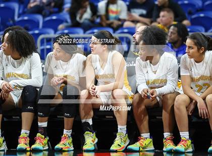 Thumbnail 1 in Memorial vs. Amarillo (UIL 5A State Semifinal) photogallery.