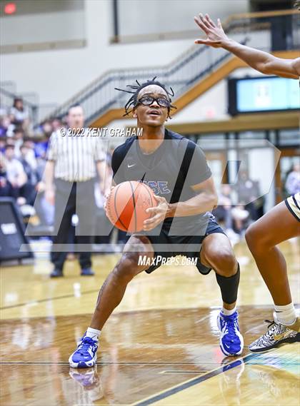 Thumbnail 3 in Hamilton Southeastern @ Noblesville photogallery.