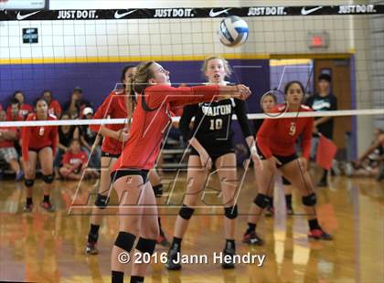 Thumbnail 2 in Walton vs. Kahuku (Durango Fall Classic) photogallery.